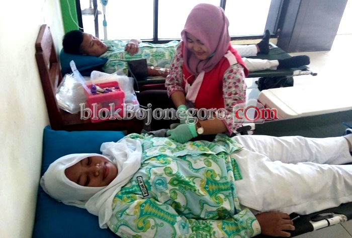 Stok Darah Melimpah, PMI Batasi Layanan DD di Tempat Umum